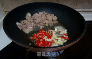 香辣五花肉炒杏鲍菇的做法步骤：11