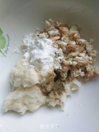 花生莲藕丸的做法步骤：1