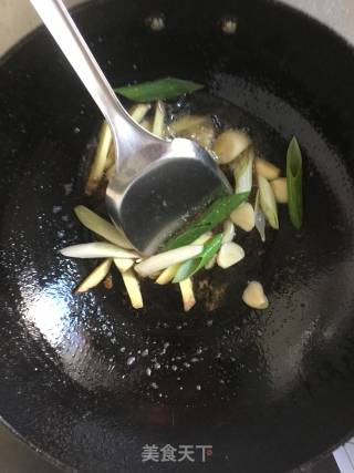 红烧带鱼的做法步骤：5