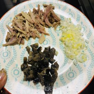 鸭汤海参粥的做法步骤：3