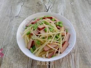 土豆毛豆炒鸡蛋干的做法步骤：8
