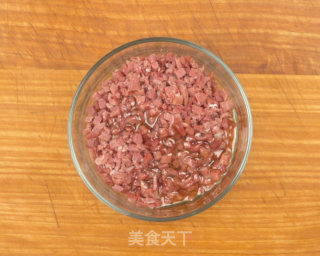 酥皮月饼的做法步骤：5