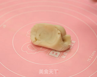 酥皮月饼的做法步骤：21
