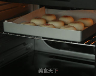 酥皮月饼的做法步骤：26
