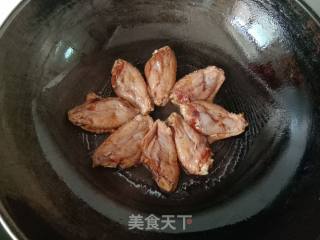 蜜汁鸡翅的做法步骤：11