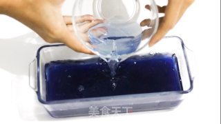 星空梦幻果冻的做法步骤：5