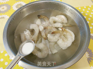 虾仁炒苦瓜-海鲜的做法步骤：1