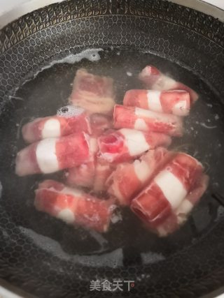 酸汤肥牛片的做法步骤：4