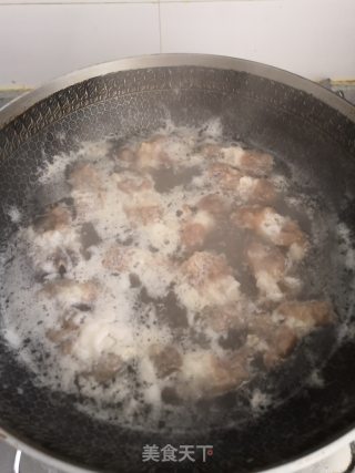 酸汤肥牛片的做法步骤：5