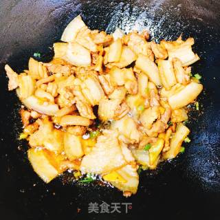 大白菜五花肉烧粉丝的做法步骤：5
