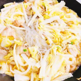 大白菜五花肉烧粉丝的做法步骤：7