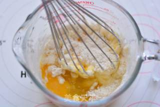 奶黄流心月饼的做法步骤：7