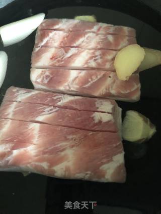 脆皮烤肉的做法步骤：3