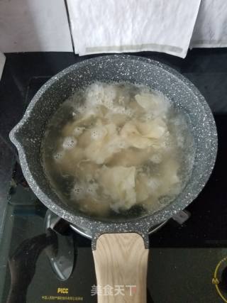 猪肉香菇馄饨的做法步骤：6