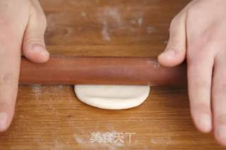 鲜肉月饼丨层层叠叠的酥皮丰腴的肉汁的做法步骤：16