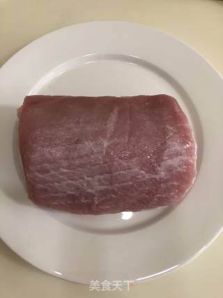 鱼香肉丝的做法步骤：1