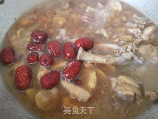 红枣焖栗子鸡的做法步骤：8