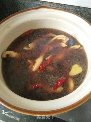 卤鸭掌的做法步骤：8