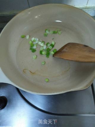 瘦肉丝炒黄豆芽的做法步骤：6