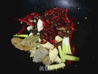 吮指香辣蟹的做法步骤：8