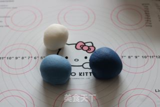 青花瓷冰皮巧克力流心月饼的做法步骤：8