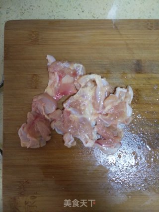 鸡肉蔬菜卷饼的做法步骤：2