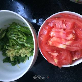 番茄炒菜南瓜的做法步骤：3