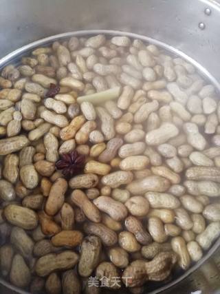水煮花生的做法步骤：3