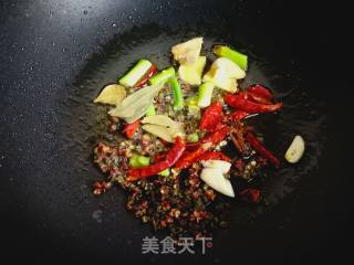 香辣翅中的做法步骤：3