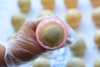 经典广式月饼的做法步骤：18