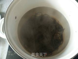 凉拌蕨根粉的做法步骤：2