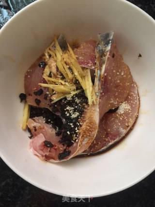 豆豉蒸鱼腩的做法步骤：3