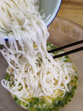 挂面蛋饼的做法步骤：6