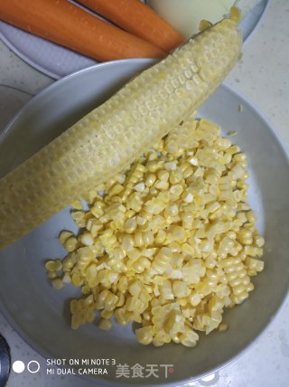 海鲜火腿焗饭的做法步骤：2