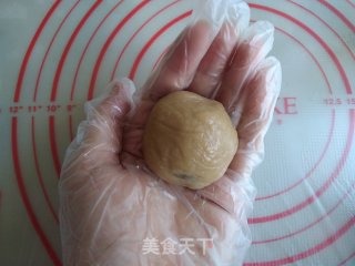 流心咖啡冰皮月饼的做法步骤：9