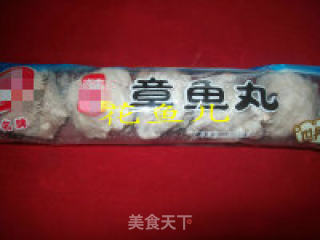 章鱼丸胡萝卜炒荷兰豆的做法步骤：1