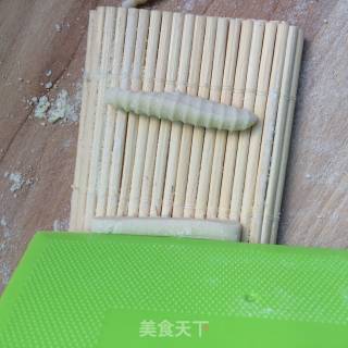 油泼毛毛虫面的做法步骤：7