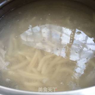 油泼毛毛虫面的做法步骤：9