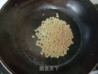 黄豆炒粉丝的做法步骤：4