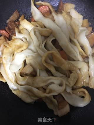 猪肉土豆胡萝卜焖面的做法步骤：11