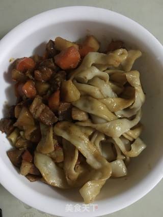 猪肉土豆胡萝卜焖面的做法步骤：12