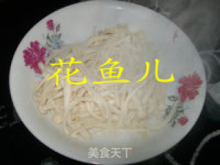 双丝拌海鲜菇的做法步骤：5