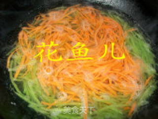 双丝拌海鲜菇的做法步骤：6