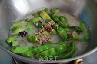 哈拉巴肉炖油豆角的做法步骤：4