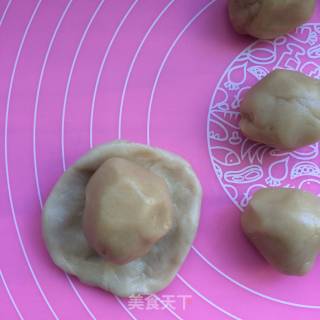 鲜肉月饼的做法步骤：8