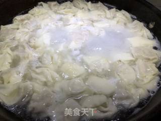 【兔子爱厨房】鲜肉云吞的做法步骤：6