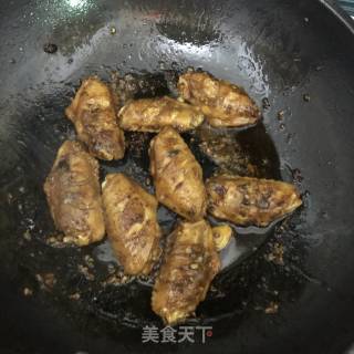 瞎编版的红烧鸡翅的做法步骤：3