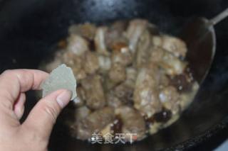 红烧鸭脖的做法步骤：10