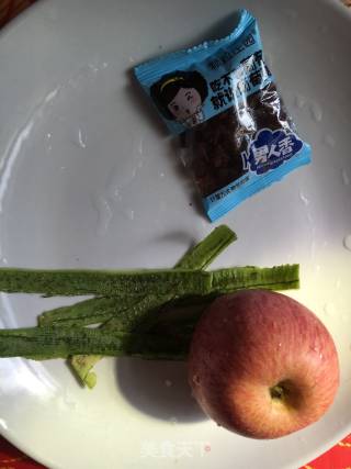 苹果花的做法步骤：1