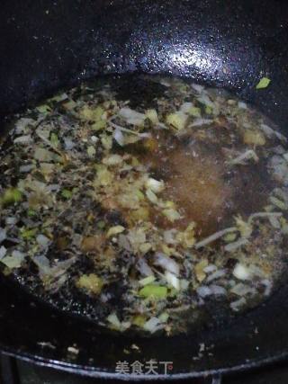 绿豆芽炒面的做法步骤：4